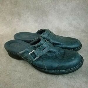 Clarks Womens  67157 Size 7 Blue  Leather Slip On Loafer 1" Wedge Mules
